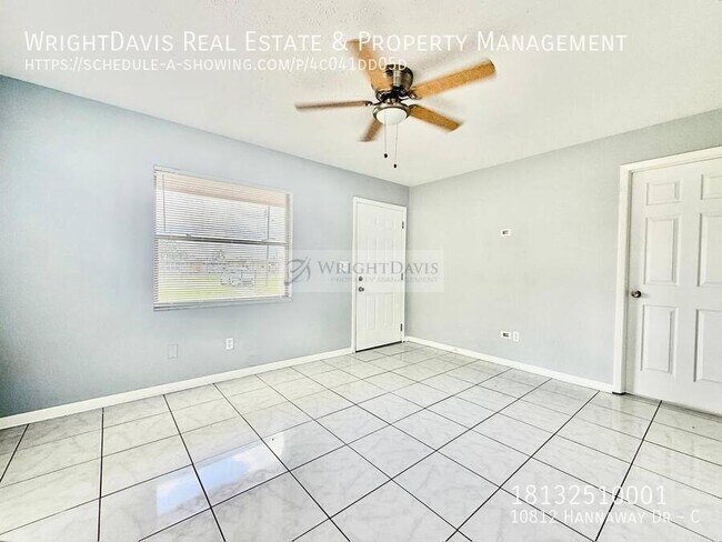 Foto del edificio - 10812 Hannaway Dr
