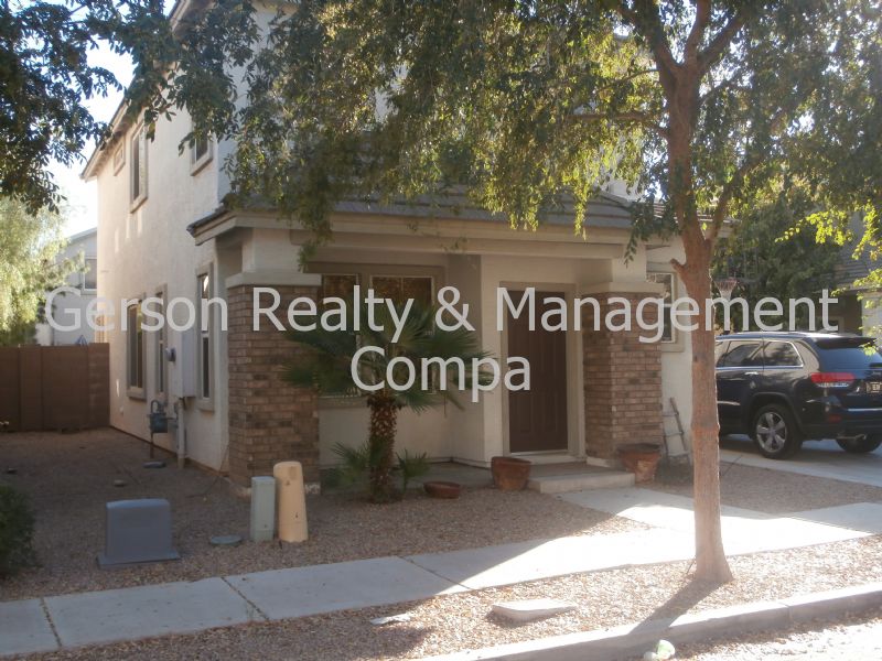 Foto principal - 8735 E Lakeview Ave