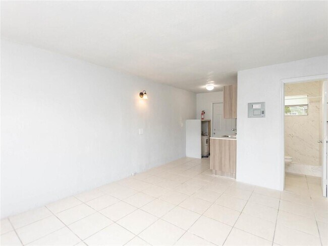 Foto del edificio - 1703 NW 7th Ct