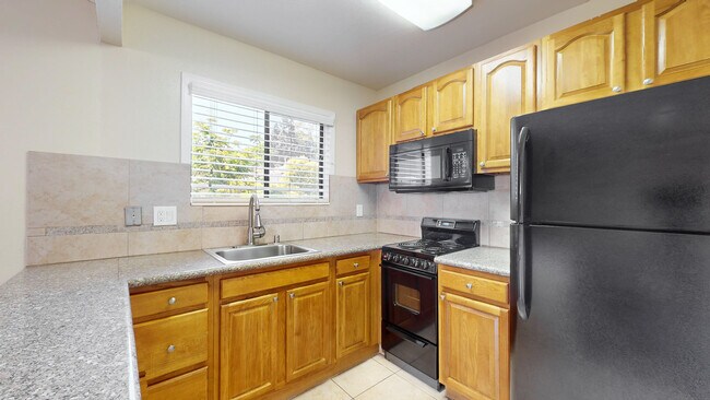 Building Photo - 107 Marin St