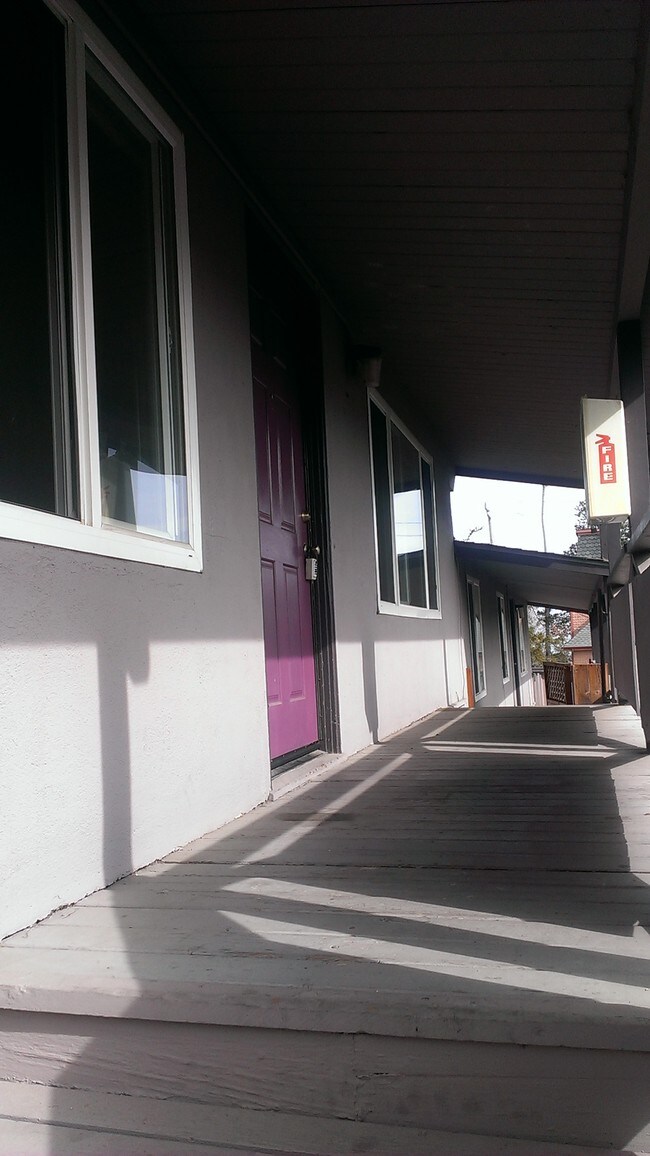 Foto del edificio - 347 Hawthorne St