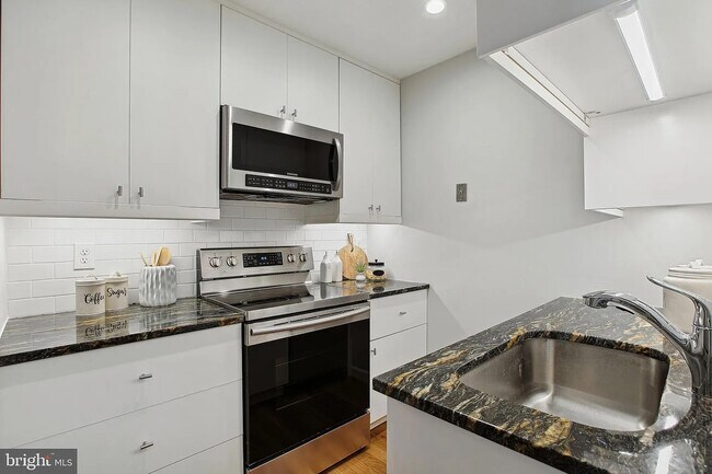 Foto del edificio - 1426 21st St NW