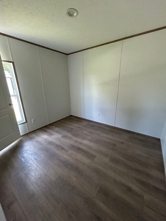 Foto del edificio - 127 Hubert Blvd