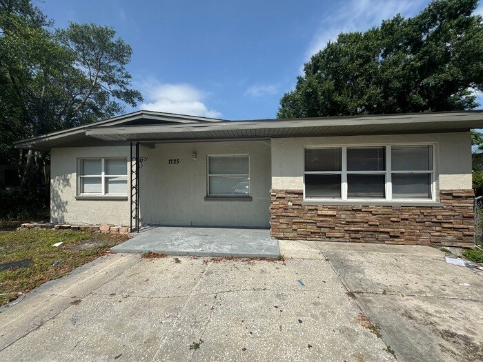 Foto principal - 1725 S Civitan Ave