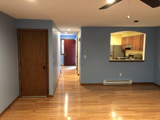 Foto del edificio - 156 Highwood Dr