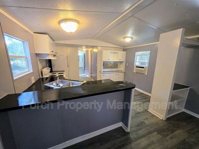 Foto del edificio - 12 Anne Cir