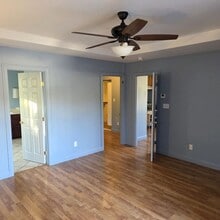 Building Photo - 5134 Academy Rd