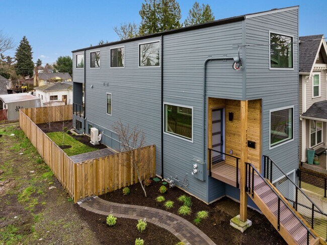 Building Photo - Brand New 3BR in desirable location! with ...