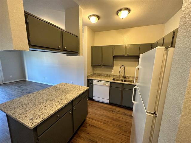 Building Photo - 1655 Ascension Bluff Dr