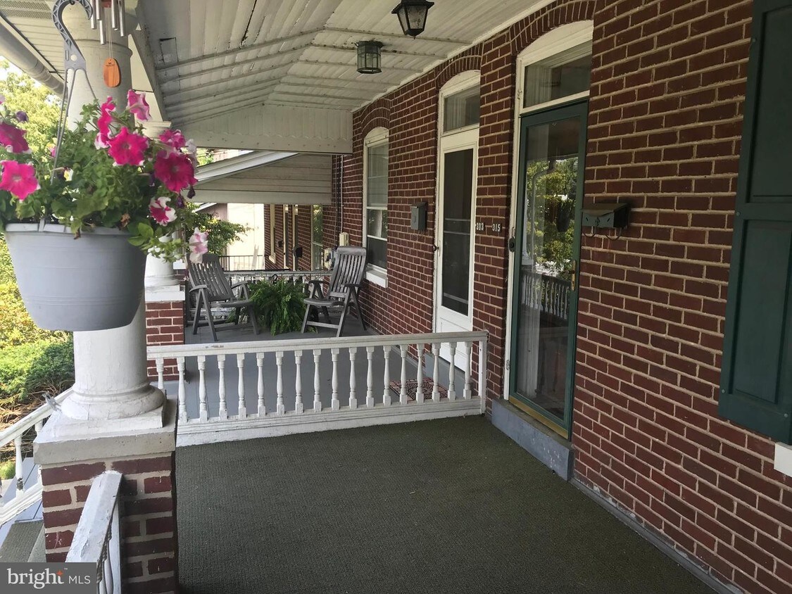 315 S 5th St, Perkasie, PA 18944 Townhome Rentals in Perkasie PA