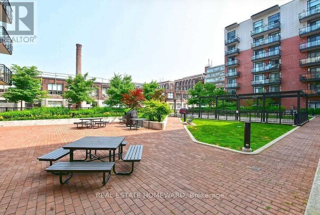 Building Photo - 88 Colgate Ave