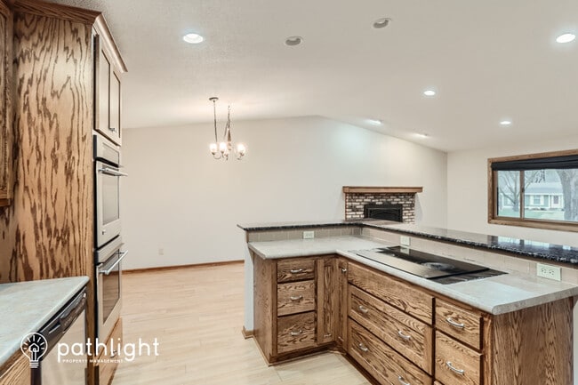 Building Photo - 11359 Windrow Drive