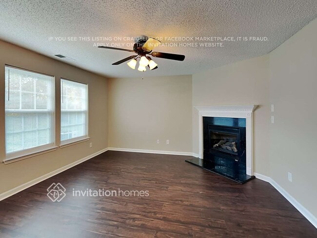 Building Photo - 4403 Staffordshire Ln