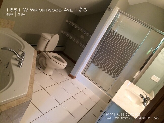 Foto del edificio - 1651 W Wrightwood Ave