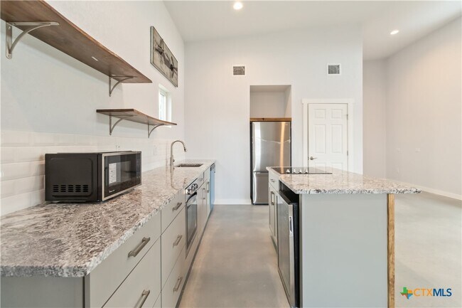 Foto del edificio - 462 Ledgeview Dr
