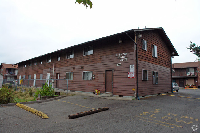 Foto del edificio - Island Park Apartments