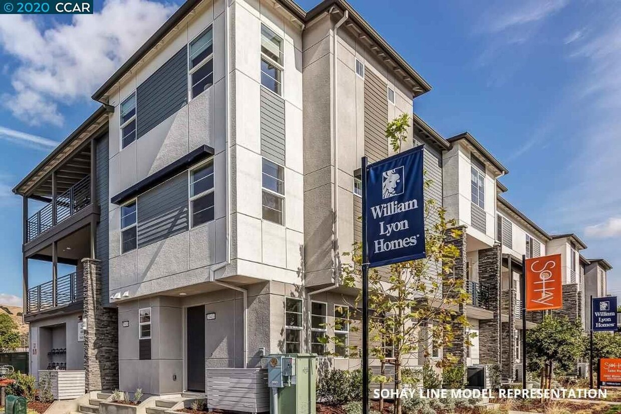 Building Photo - $3,190 / 2 BR STUNNING 2020 MODEL HOME FOR...