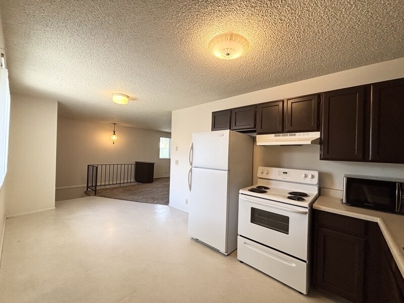 Foto principal - 1265 Crandall Ave S