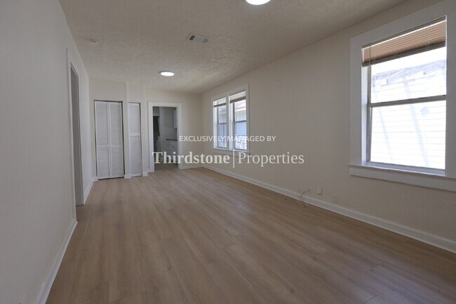 Foto del edificio - 1502 Fairfax St