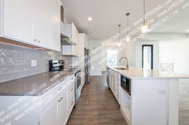 Foto del edificio - 1408 NW Spruce Dr