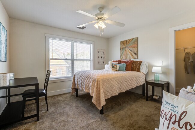 Foto del edificio - Redpoint Raleigh