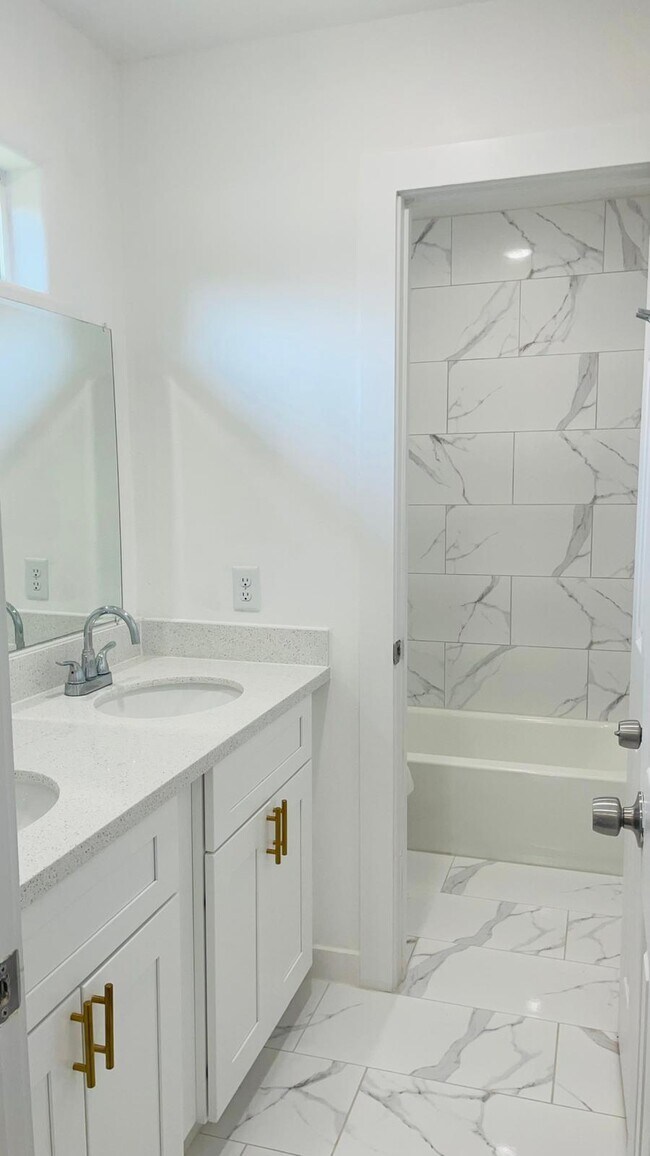 Foto del edificio - 8414 Sandra St