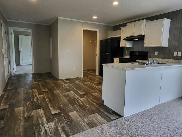 Building Photo - 2 Highridge Terrace