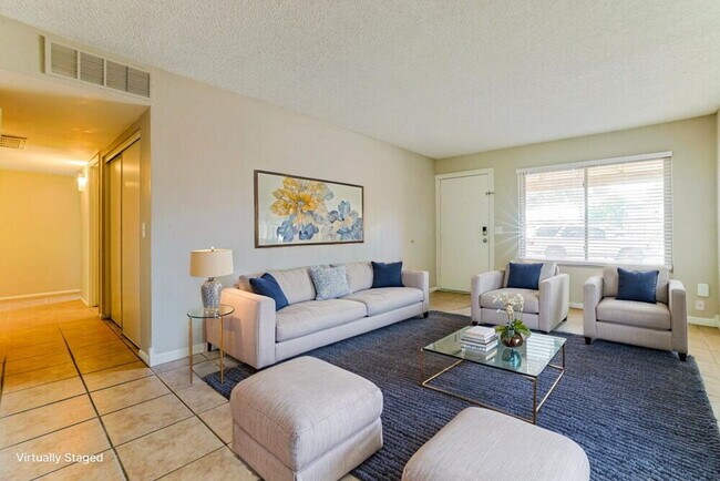 Foto del edificio - 562 W Highland St