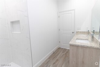 Building Photo - 8009 Cod Ct