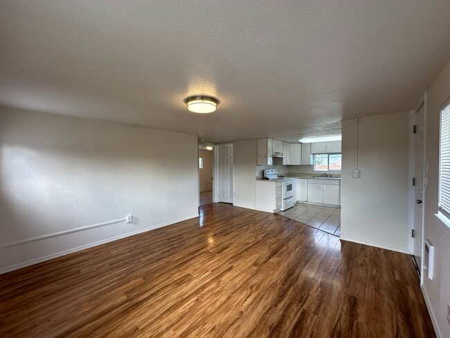 Building Photo - 809 Willard Ave