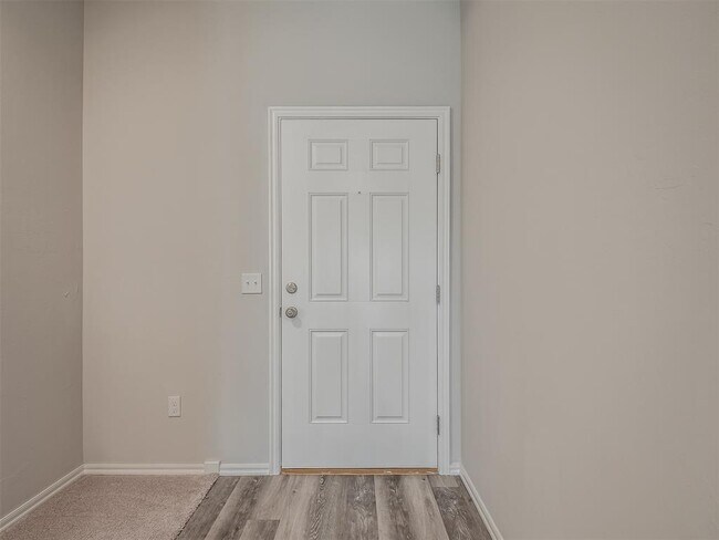 Foto del edificio - 1009 S Colt Ln