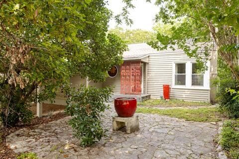 Building Photo - 3715 Robinson Ave