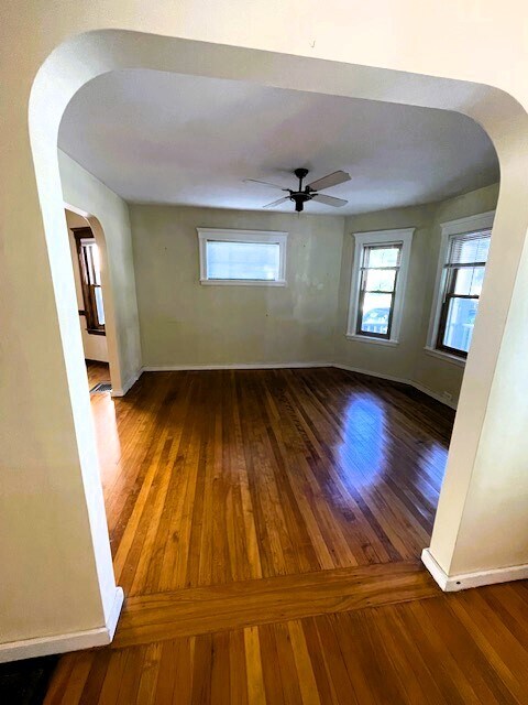 Living Room - 182 North St