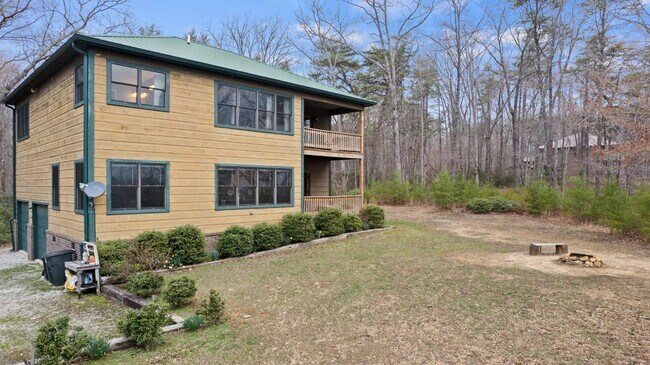 Building Photo - 1402 Cooley's Rift Blvd