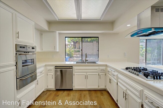 Foto del edificio - 4 br, 2.5 bath House - 1122 Via Francisca