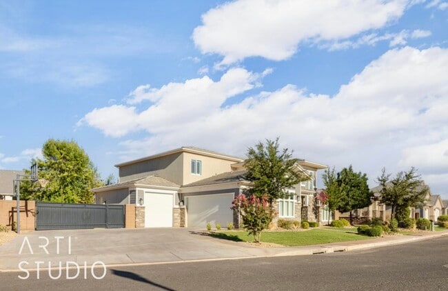 Building Photo - 3933 S Steeplechase Rd