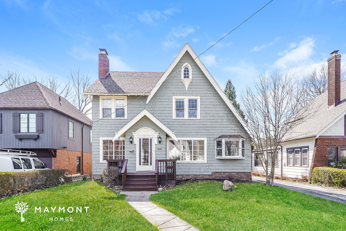Foto principal - Charming 4-Bedroom Home