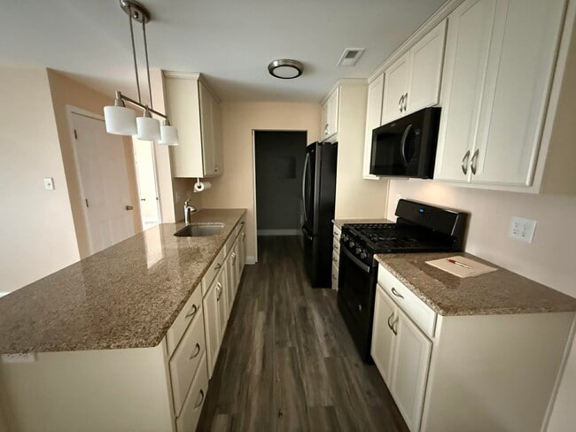 Building Photo - 1505 Morris Ct