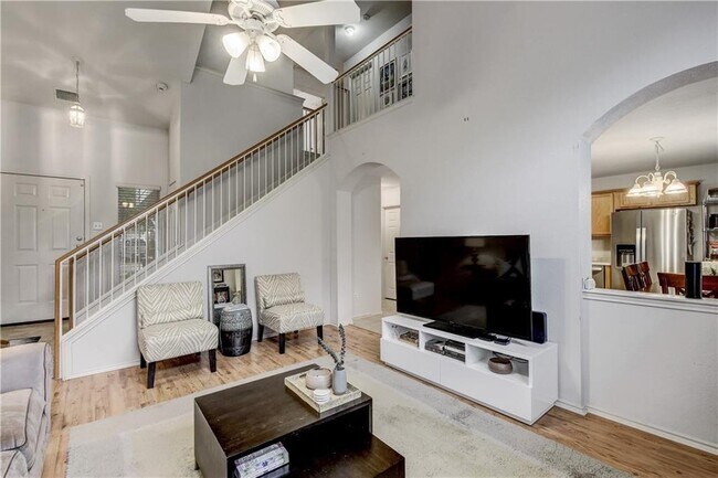 Foto del edificio - 11515 James B Connolly Ln