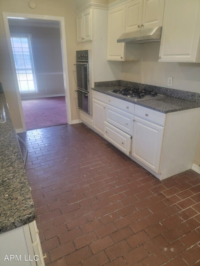 Foto del edificio - 4 br, 2.5 bath House - 42 West Elmwood