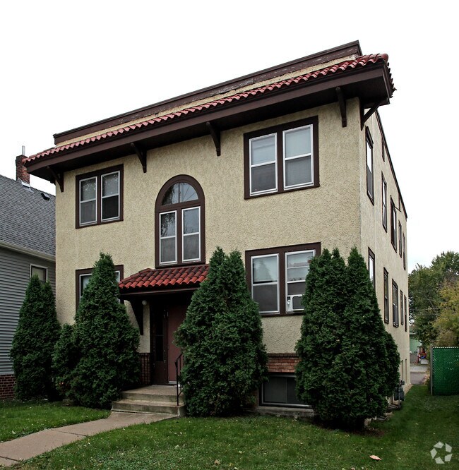 946 Randolph Ave, Saint Paul, MN 55102 Apartments Saint Paul, MN