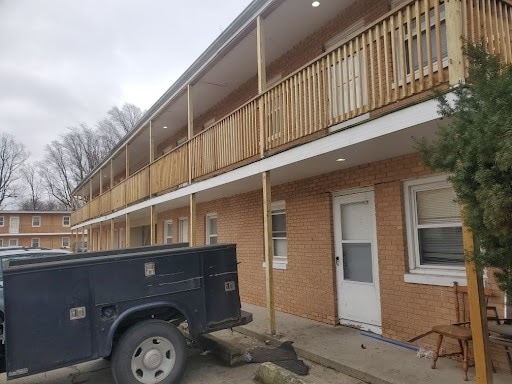 Building Photo - 1160 N Century Dr