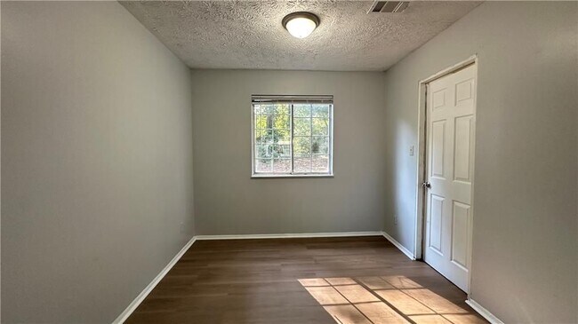 Building Photo - 2176 Hopkins Mill Ln NW