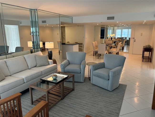 Foto del edificio - 5100 N Ocean Blvd