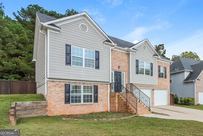 Foto del edificio - 450 Boxelder Rd