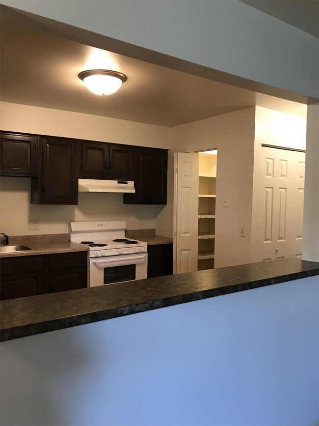 Foto del edificio - 1690 Driftwood Dr