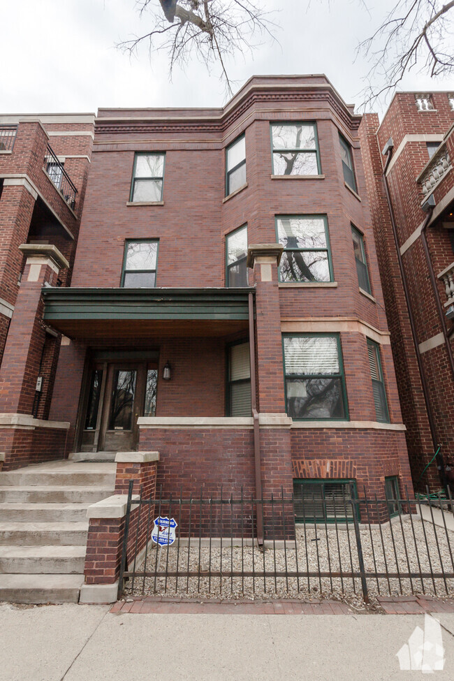 Building Photo - 1538 W Wrightwood Ave