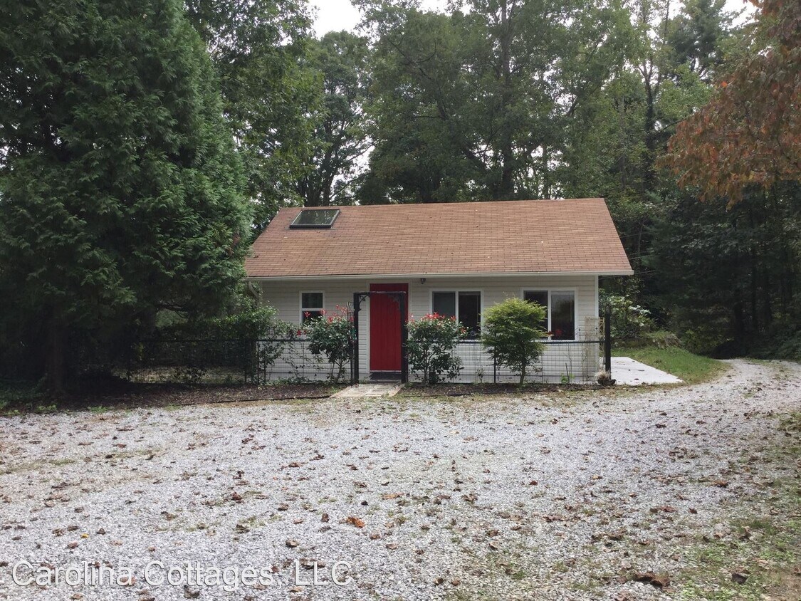 Primary Photo - 2 br, 1 bath House - 2043 Laurel Park Hwy