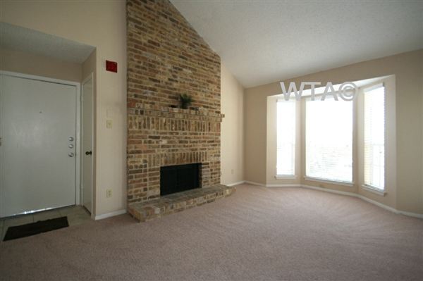 Building Photo - 12148 Jollyville Rd