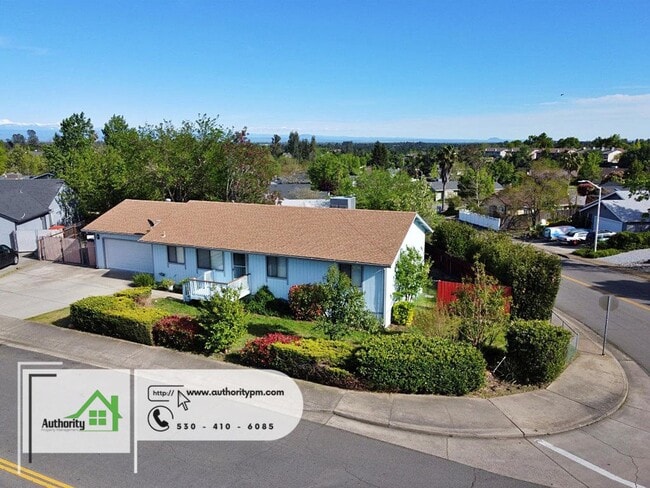 Building Photo - 1327 Bob White Way - Fresh Paint, New floo...